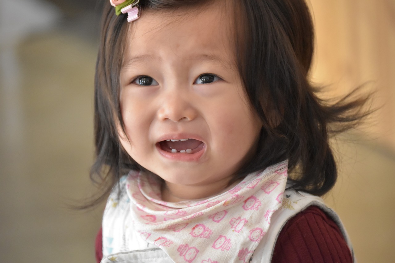 怎么申请代孕：试管代生的孩子总喝水还口干（试管代生的孩子不停喝水还口干）