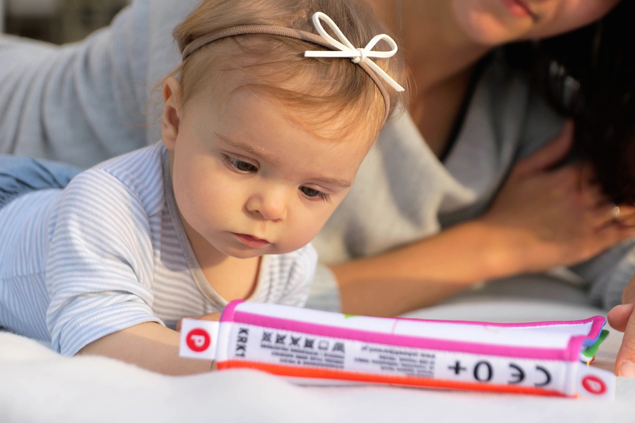 英文歌中国代孕选性别生的女孩唱的（中国小代孕选性别生的女孩唱英文歌）