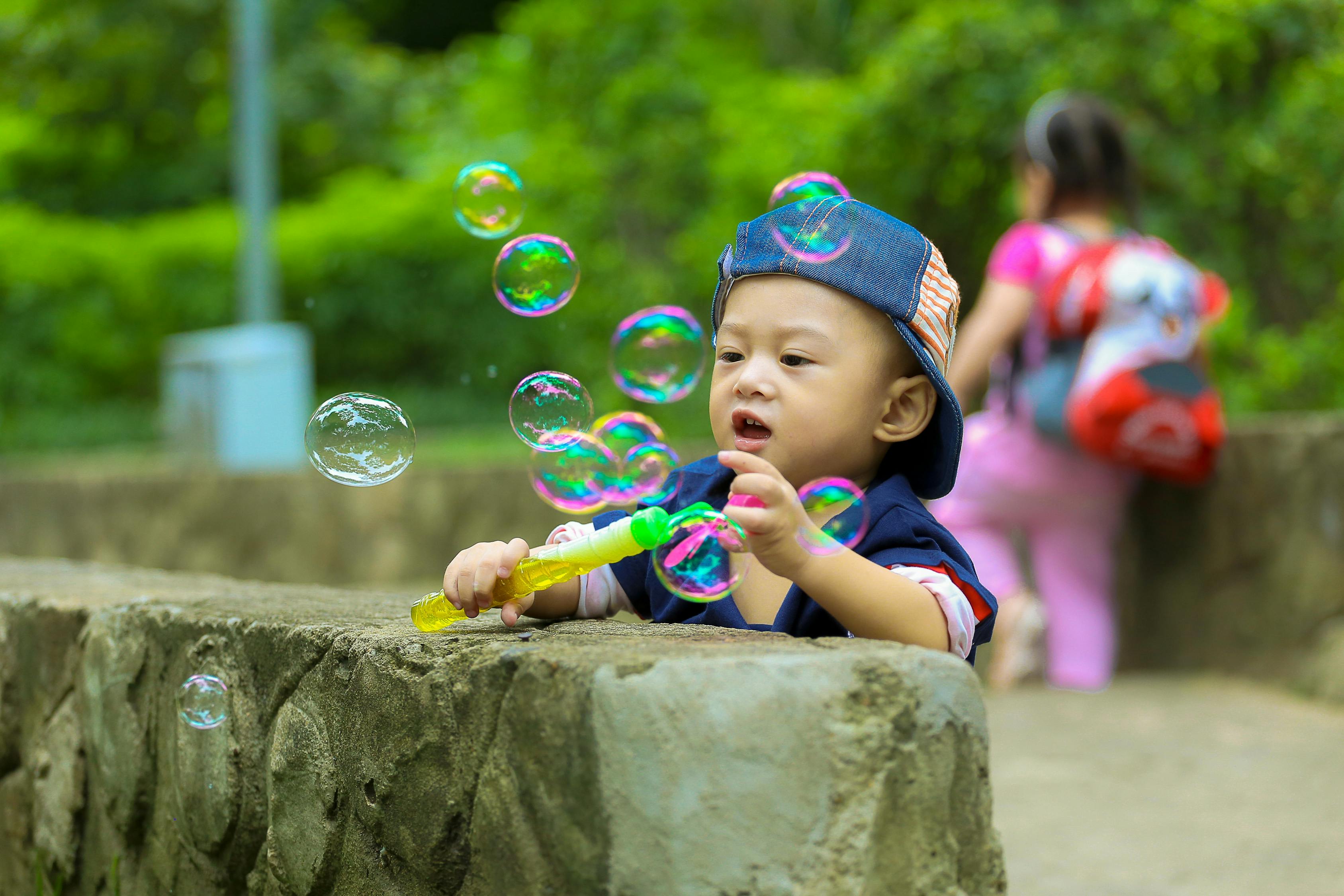 国内捐卵咨询5月生的孕妈供卵生的宝宝取名（5月出生的孕妈供卵生的宝宝名字）