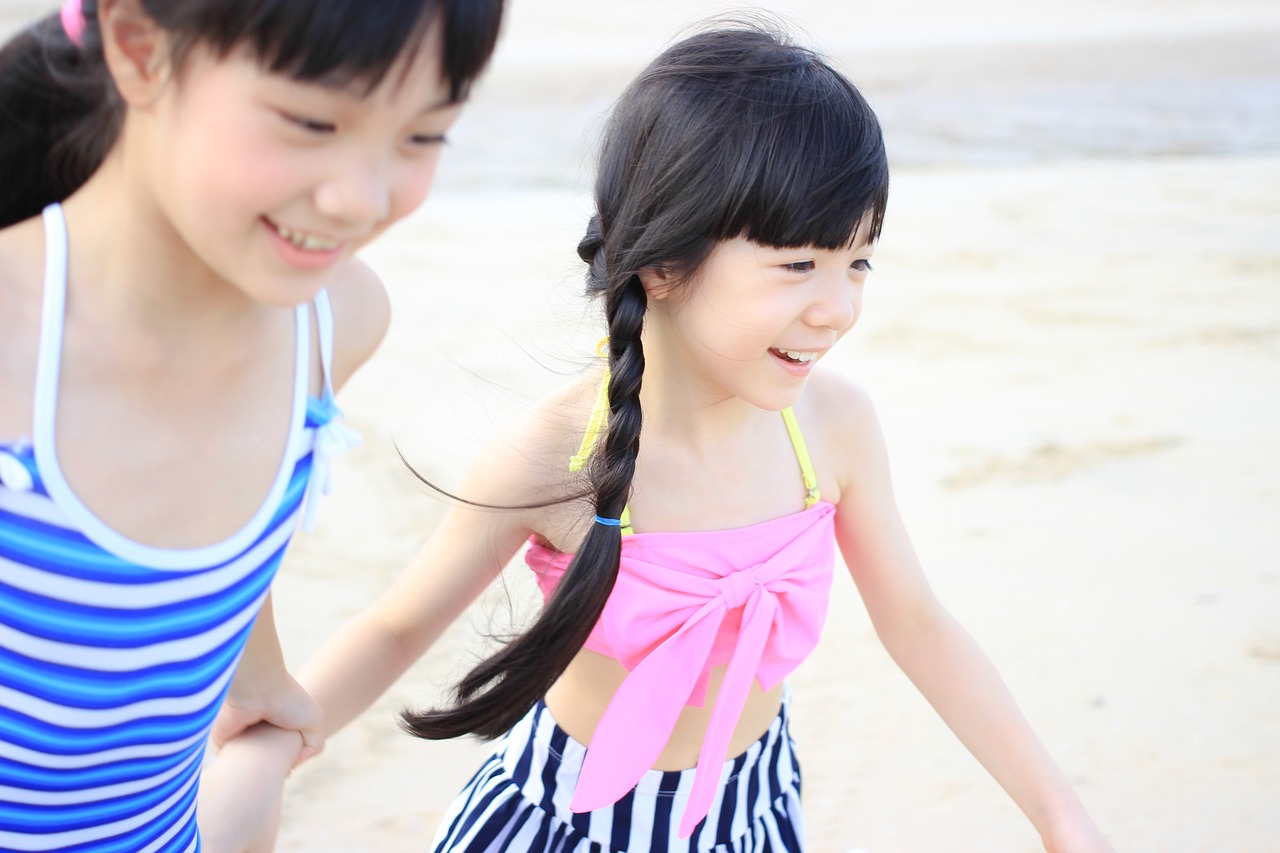 表妹生试管代生的孩子给多少红包（表妹生小孩随多少钱合适）